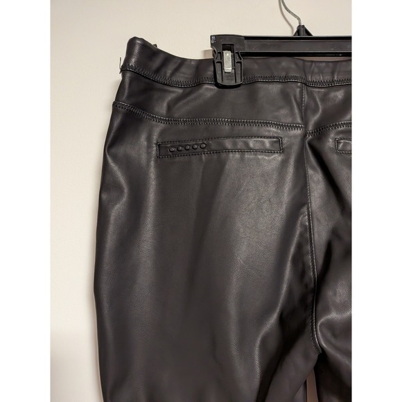 BlankNYC Vegan Leather Pull On Leggings Black Skinny Pants 30V-1122MX Womens 30 - Picture 7 of 13
